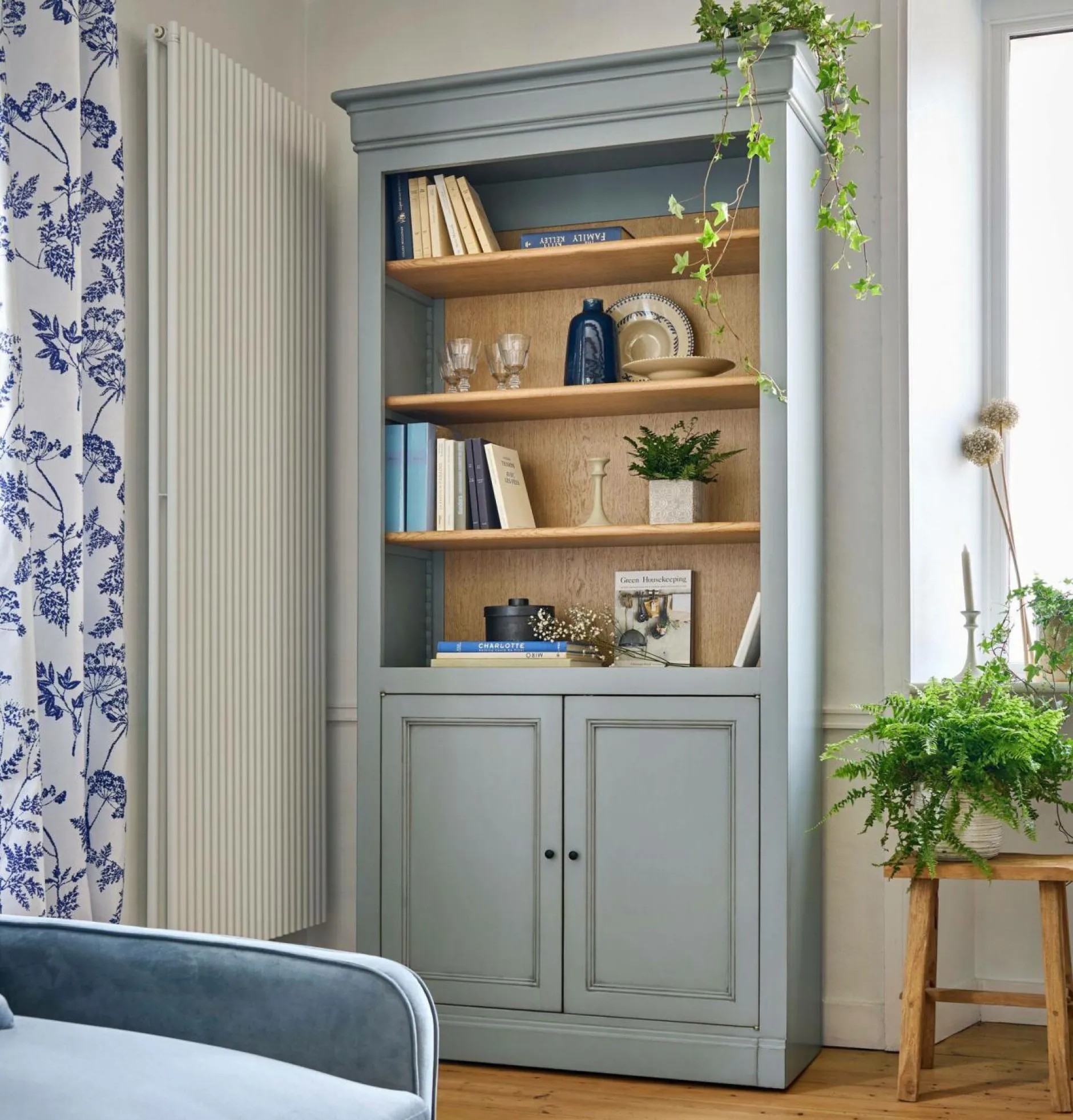 Bibliothèques>Camif Bibliothèque bois massif 2 portes Embellie - Gris