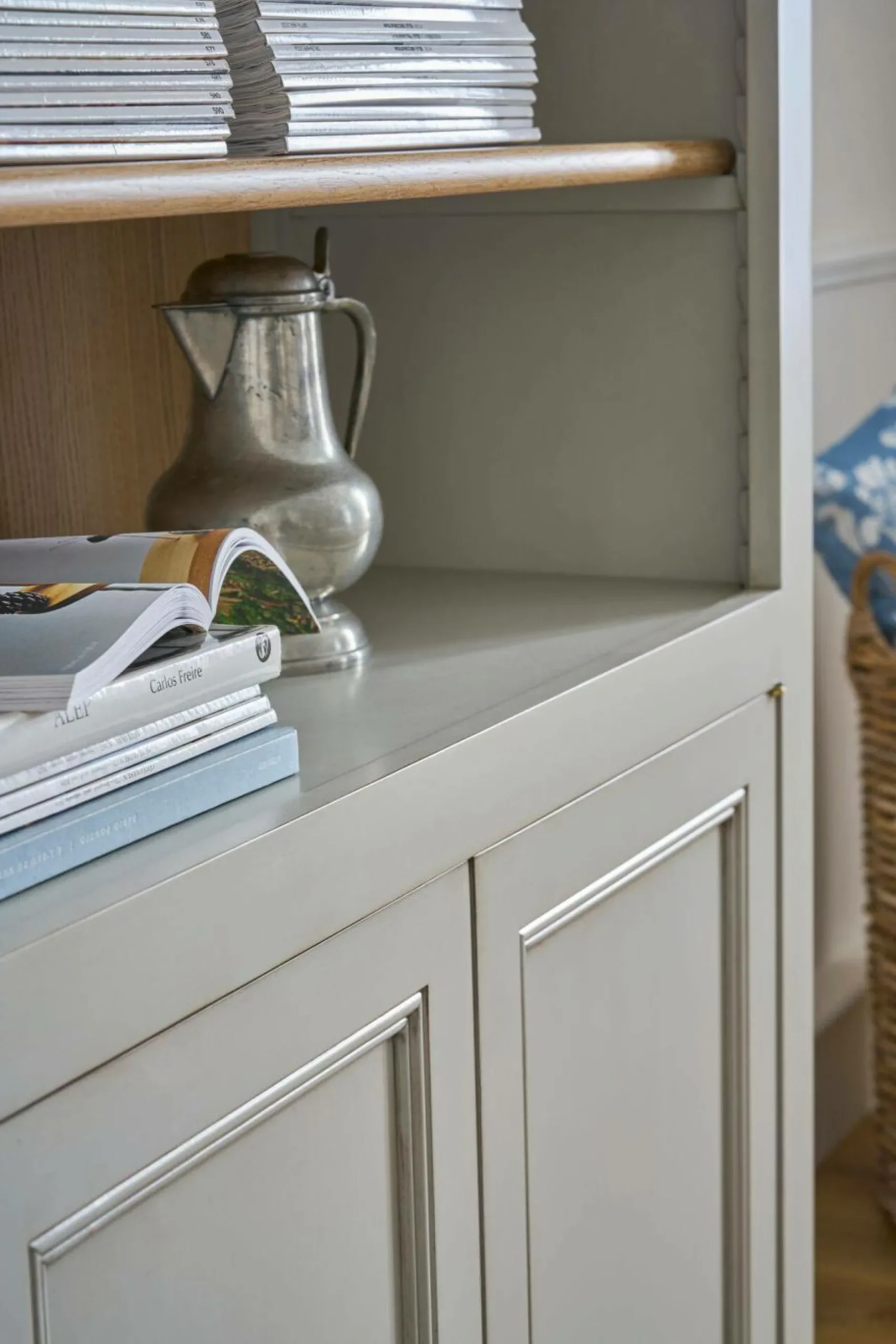 Bibliothèques>Camif Bibliothèque bois massif 4 portes Embellie - Grège