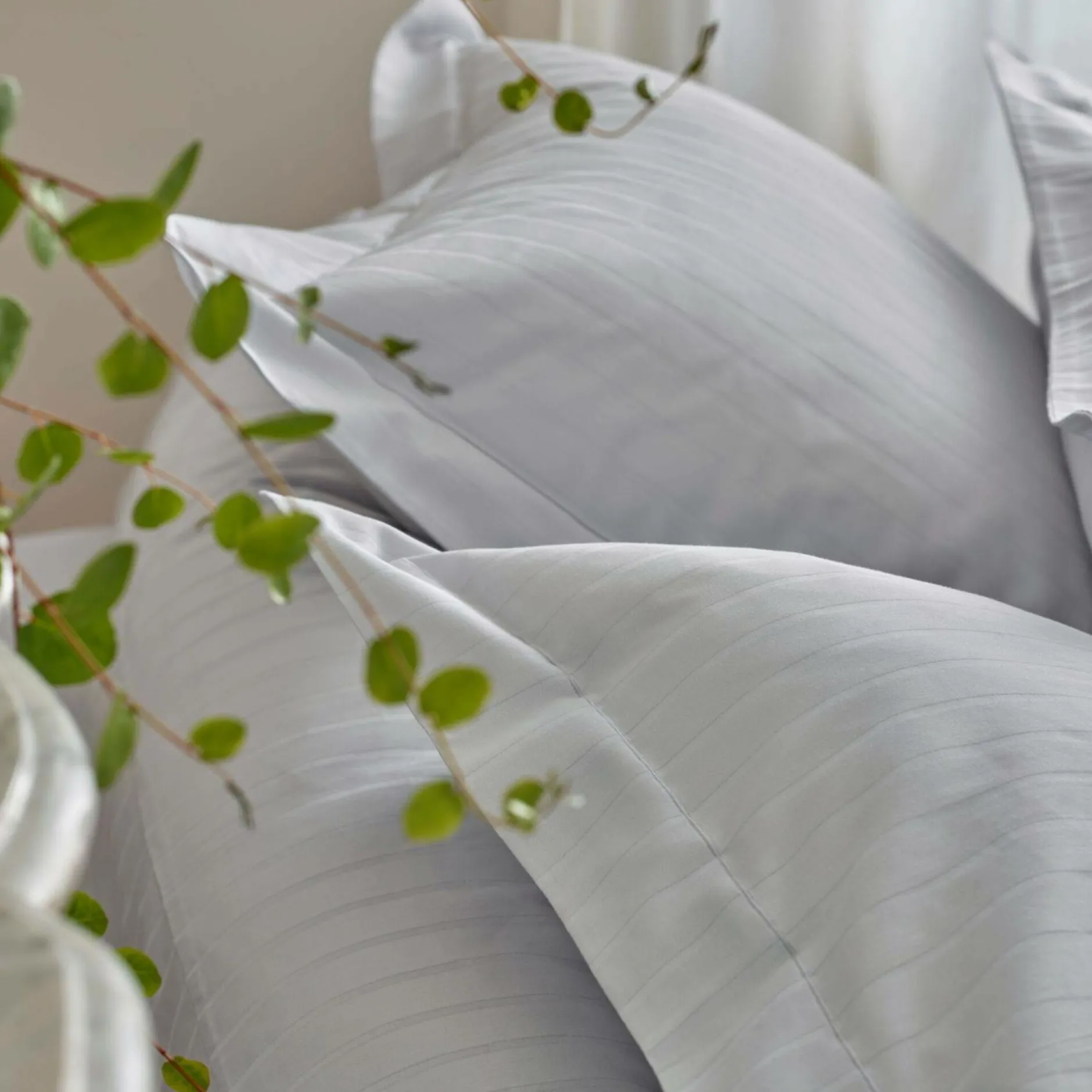 Taies D'Oreiller>Camif BLANC DES VOSGES Taie d'oreiller satin Divine - - Taie d'oreiller 65 x 65 cm Métal