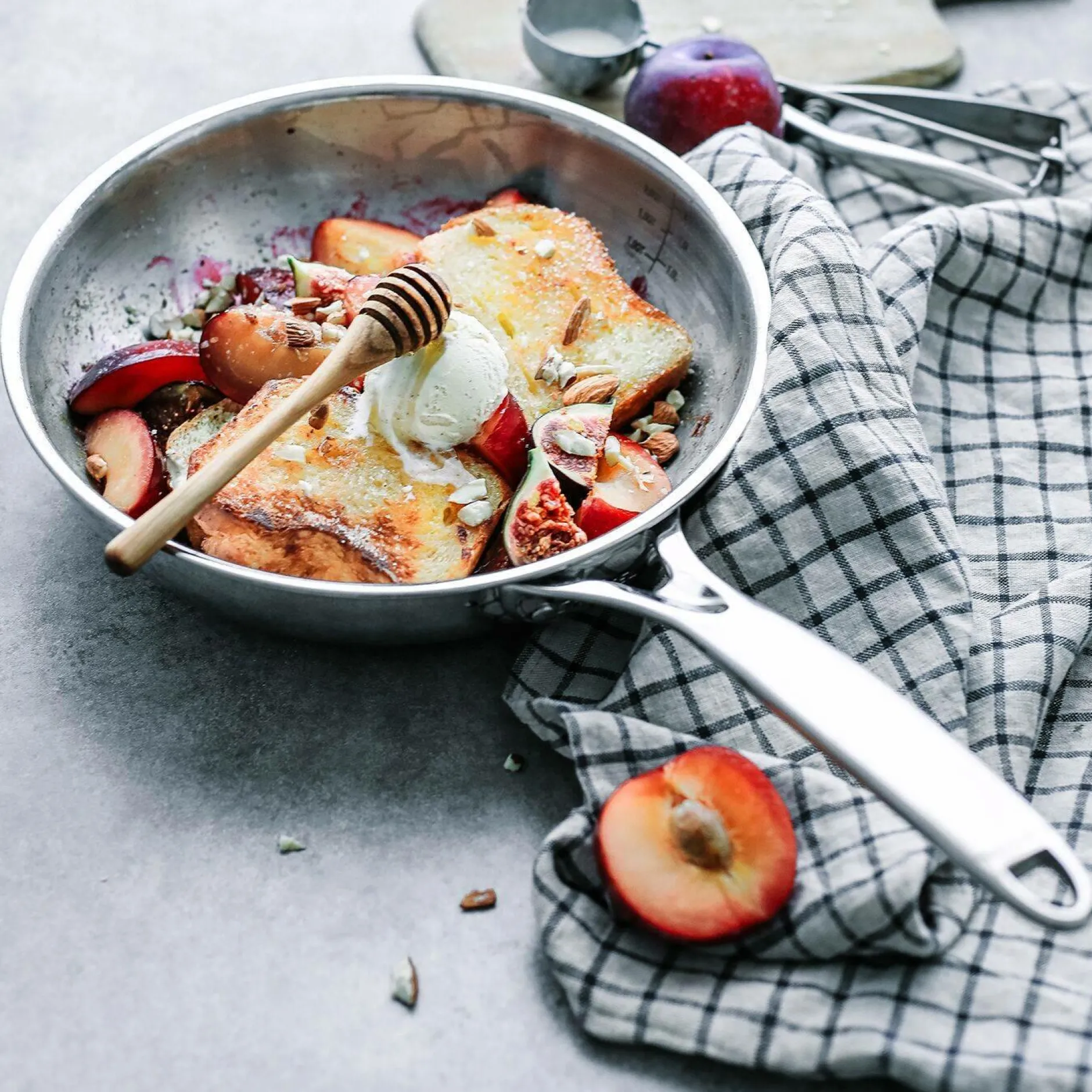 Poêles>Camif CRISTEL Poêle sautoir inox Castel Pro - Diamètre 28 cm