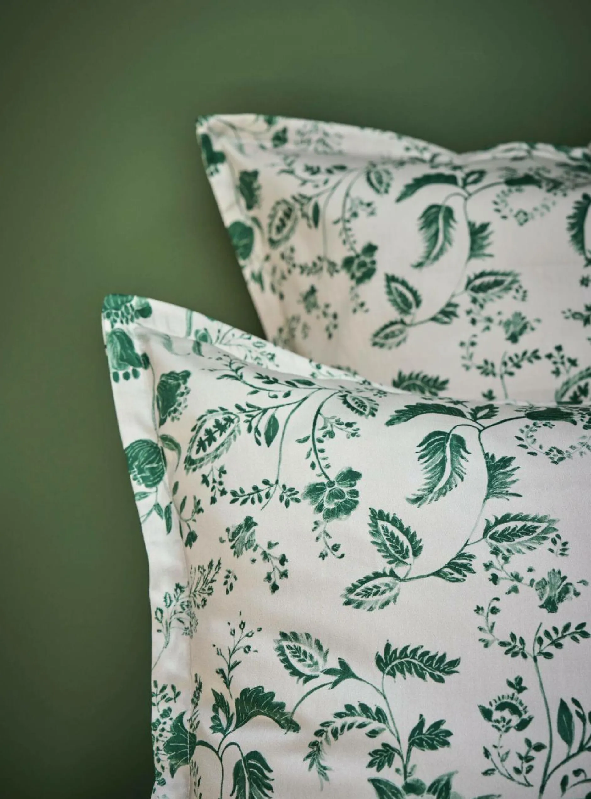 Taies D'Oreiller>Camif Lot de 2 taies d'oreiller satin Pondichéry - - 65 x 65 cm Vert feuille