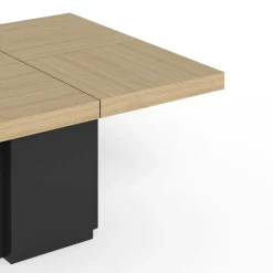 Tables À Manger|Tables></noscript>Camif Table à manger carrée décor bois et noir pied central 6 personnes Dusk - Chêne/Noir