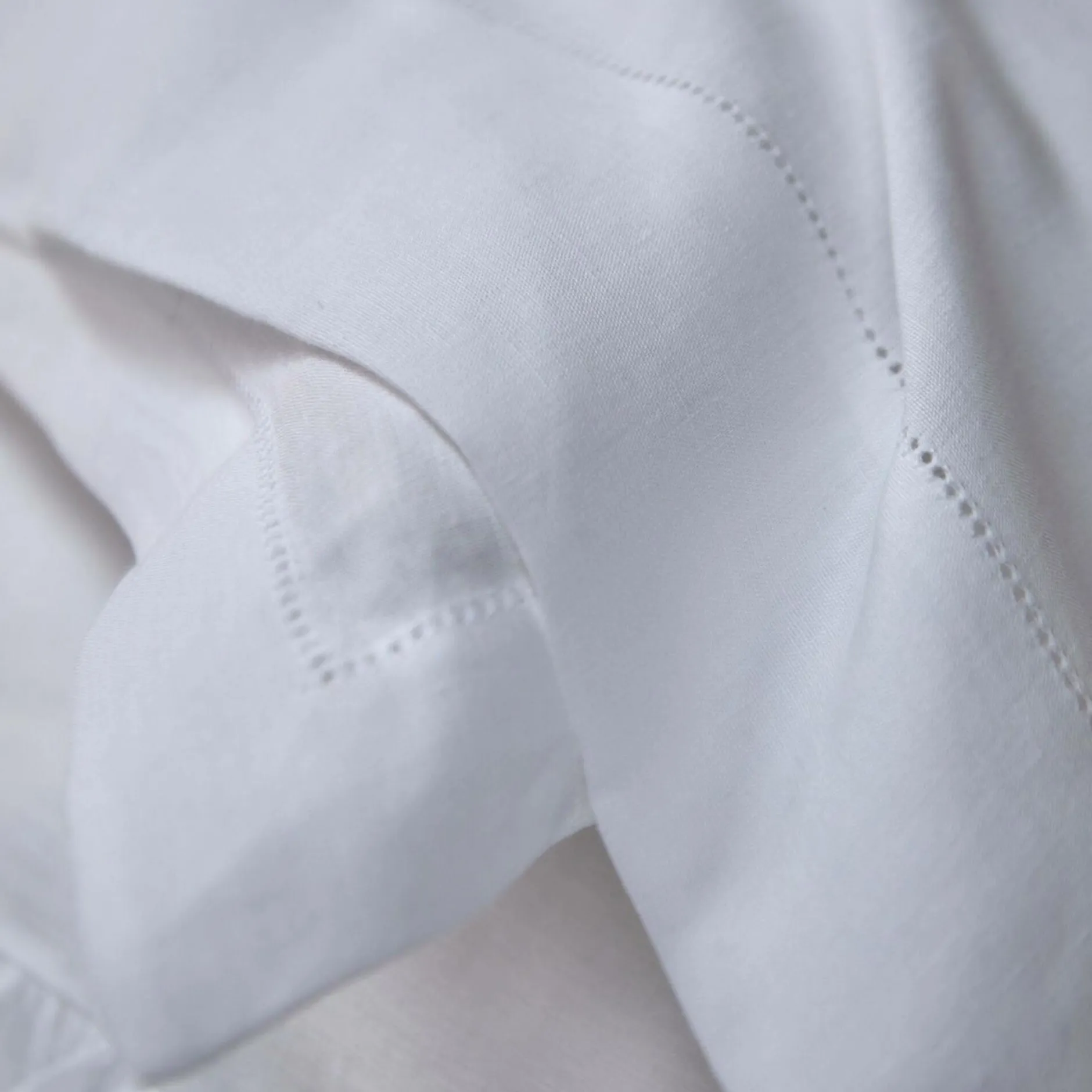 Taies D'Oreiller>Camif Taie d'oreiller volant perforé lin Suzette - - 50 x 75 cm Blanc